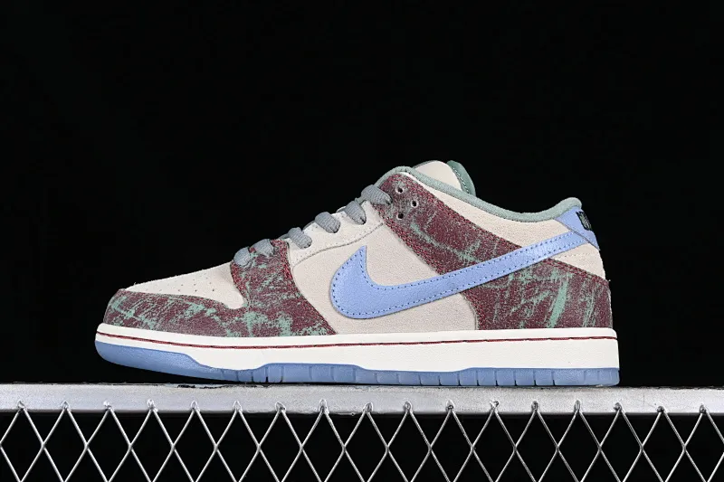 All categories Nk SB Dunk Series Nk SB Dunk Low low-top sneakers J version Crenshaw Skate Club x Nk SB Dunk Low joint model SB low-top sports and leisure sneakers FN4193-100